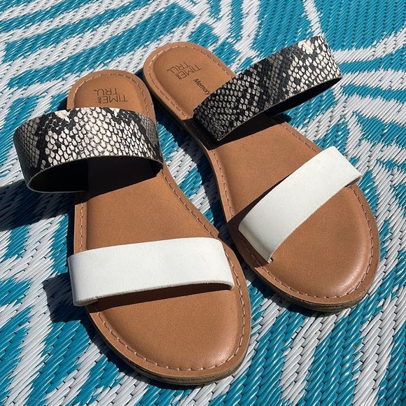 Time and Tru Shoes - Snakeskin Print Sandals